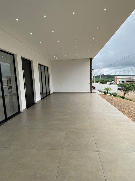 Casa de Condomínio à venda com 3 quartos, 800m² - Foto 4