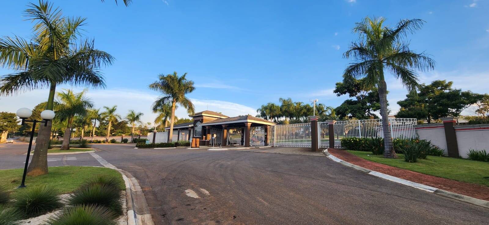 Casa de Condomínio à venda com 4 quartos, 800m² - Foto 46