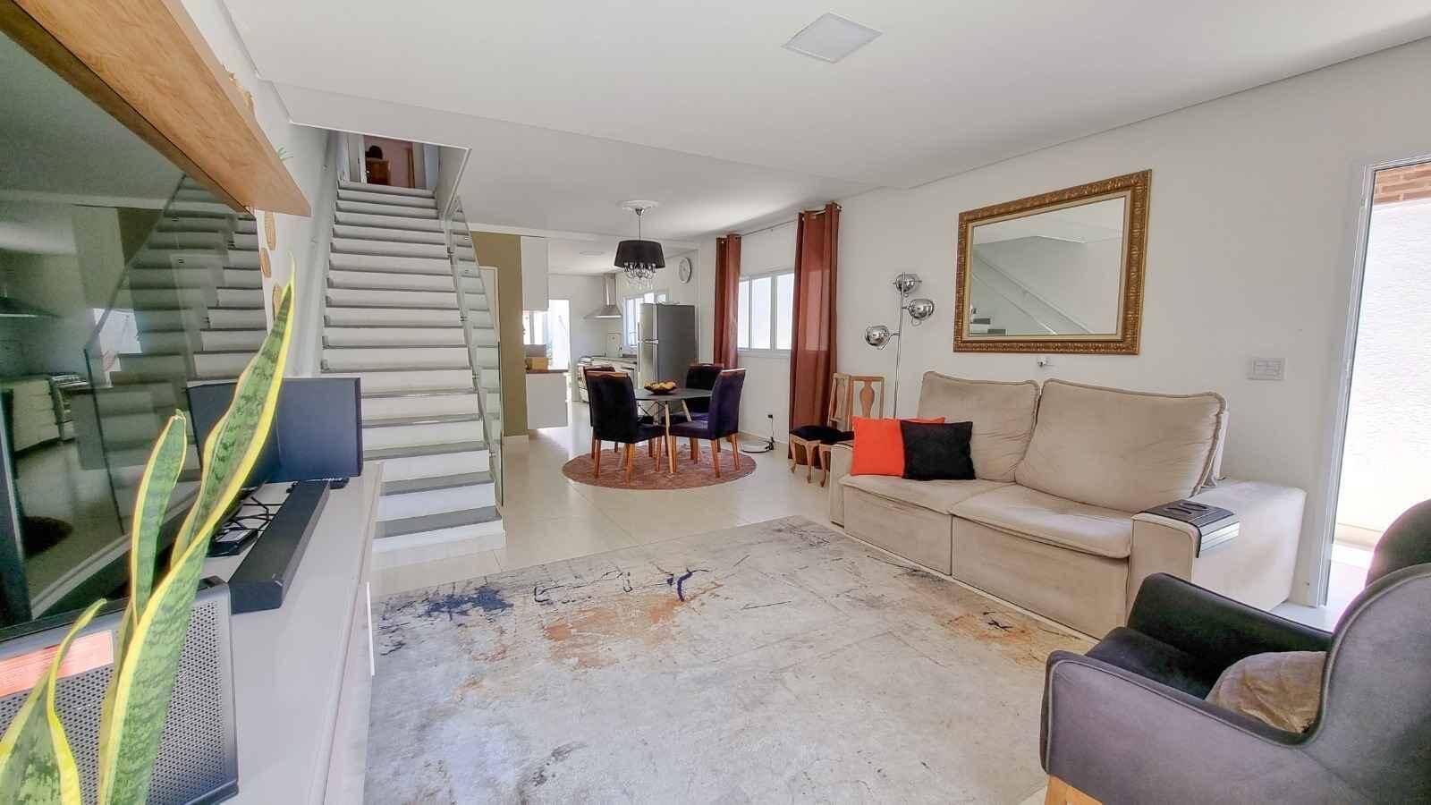 Casa à venda com 3 quartos, 251m² - Foto 6