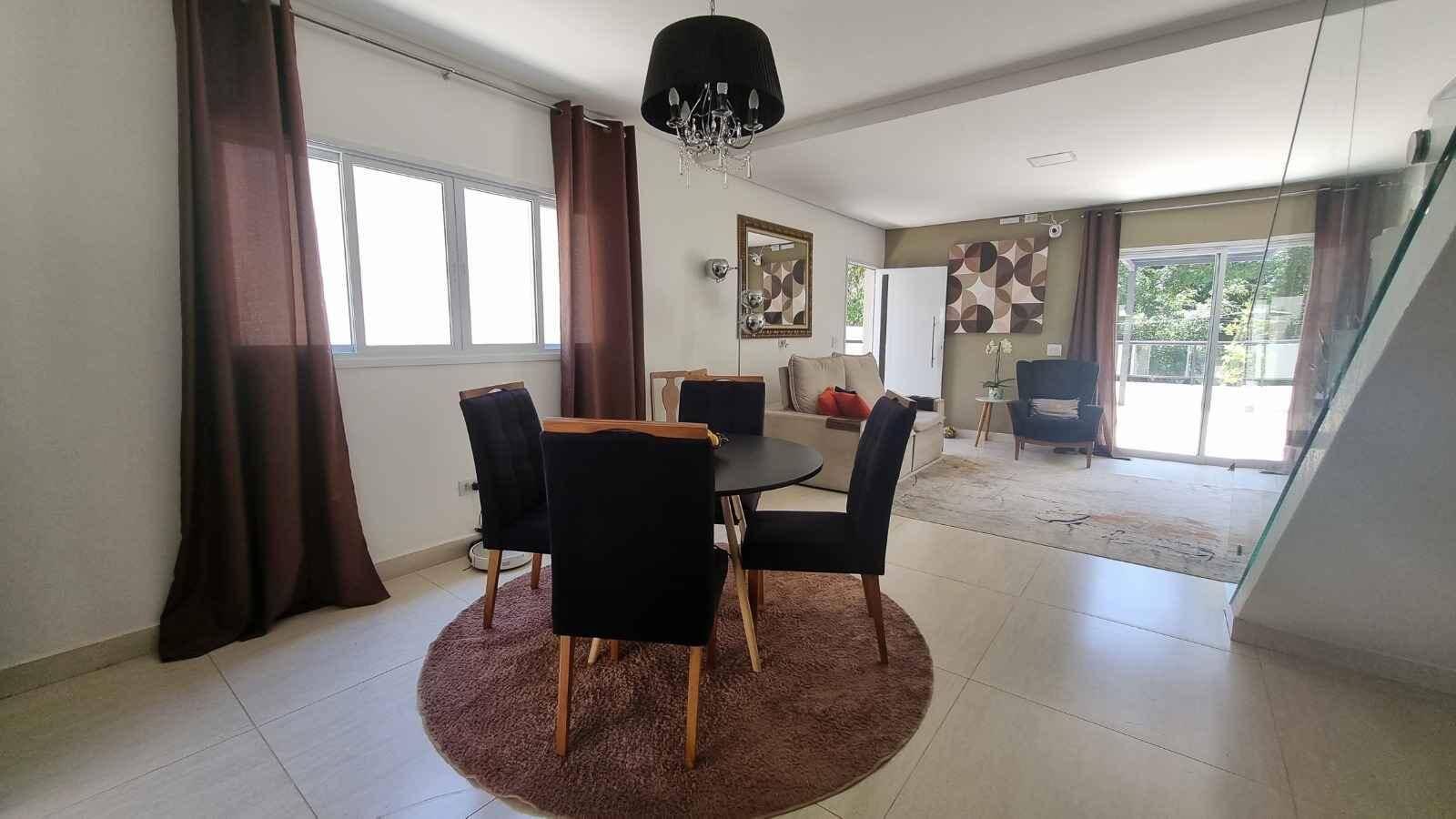 Casa à venda com 3 quartos, 251m² - Foto 7