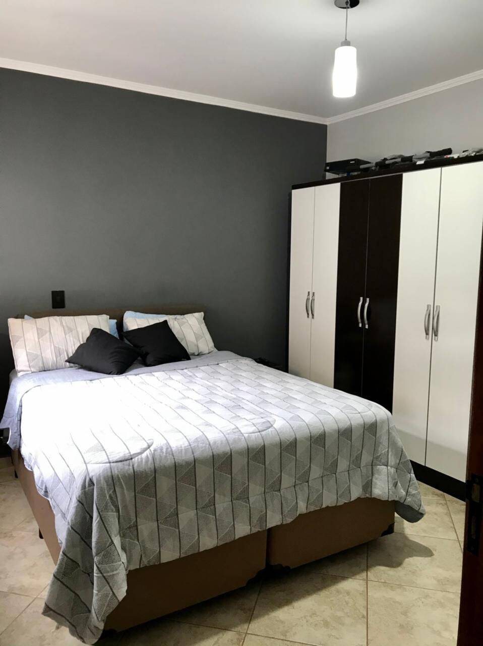 Casa à venda com 3 quartos, 271m² - Foto 11