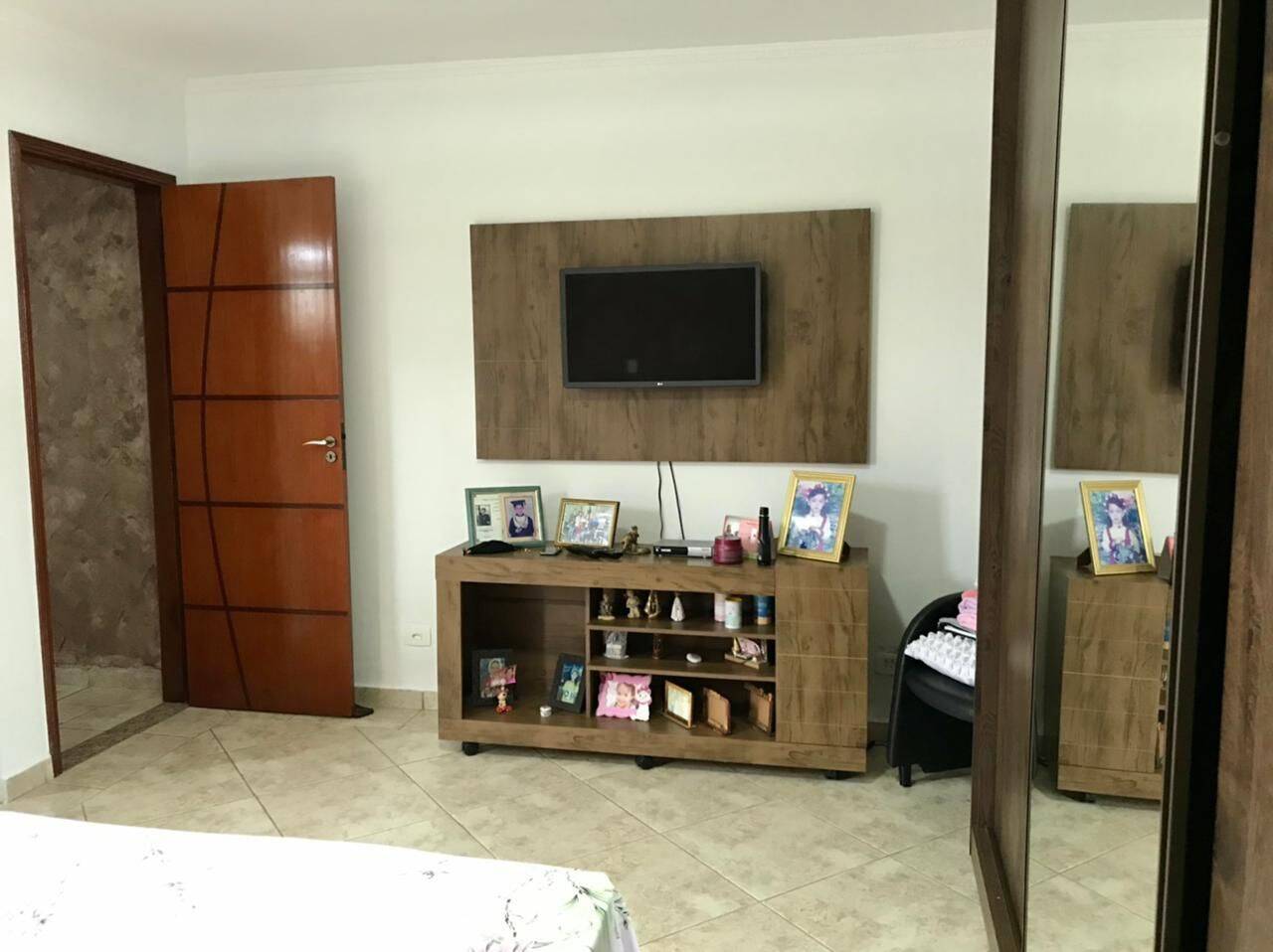 Casa à venda com 3 quartos, 271m² - Foto 31