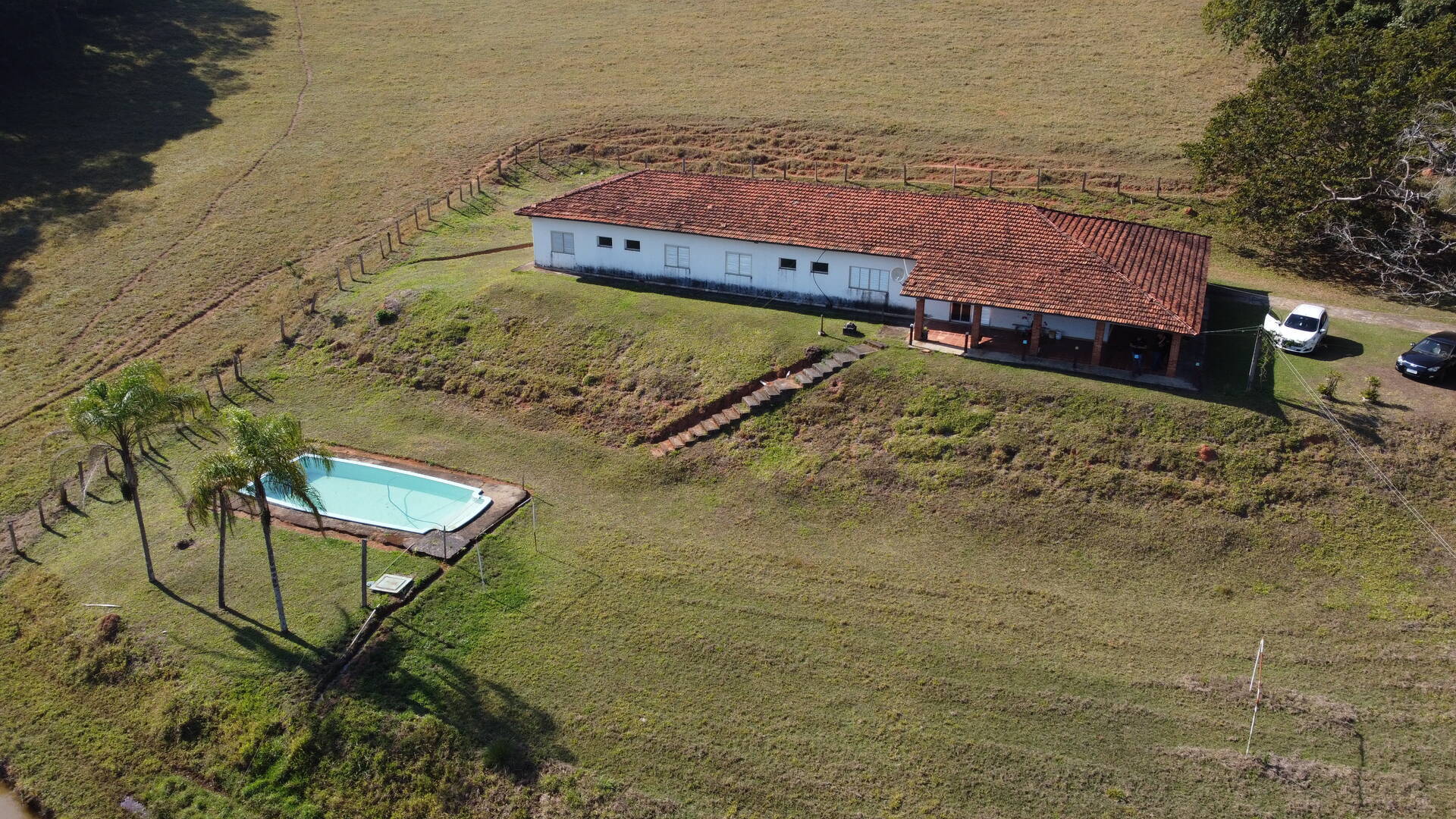 Fazenda à venda com 9 quartos, 202000m² - Foto 2