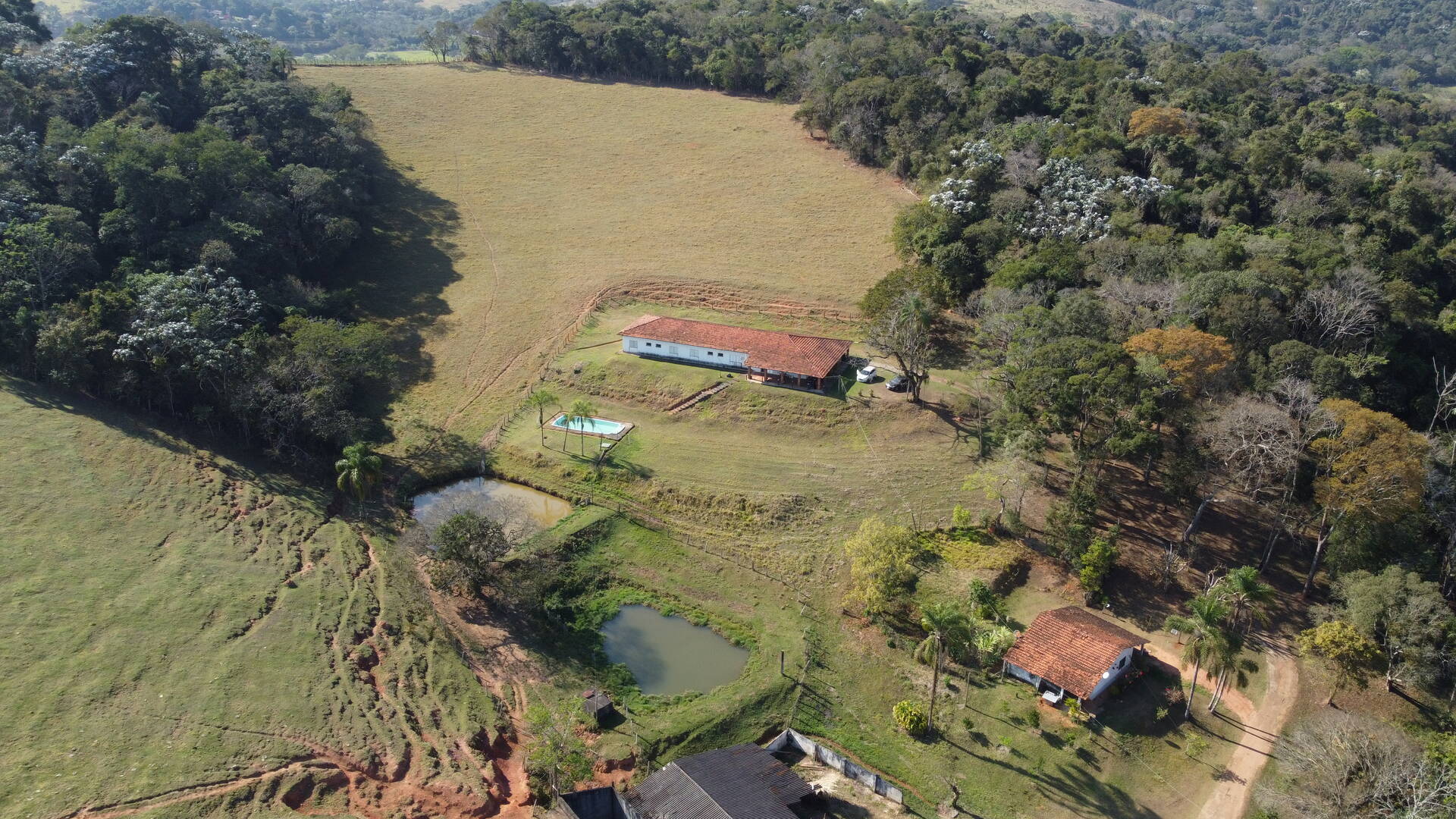 Fazenda à venda com 9 quartos, 202000m² - Foto 75