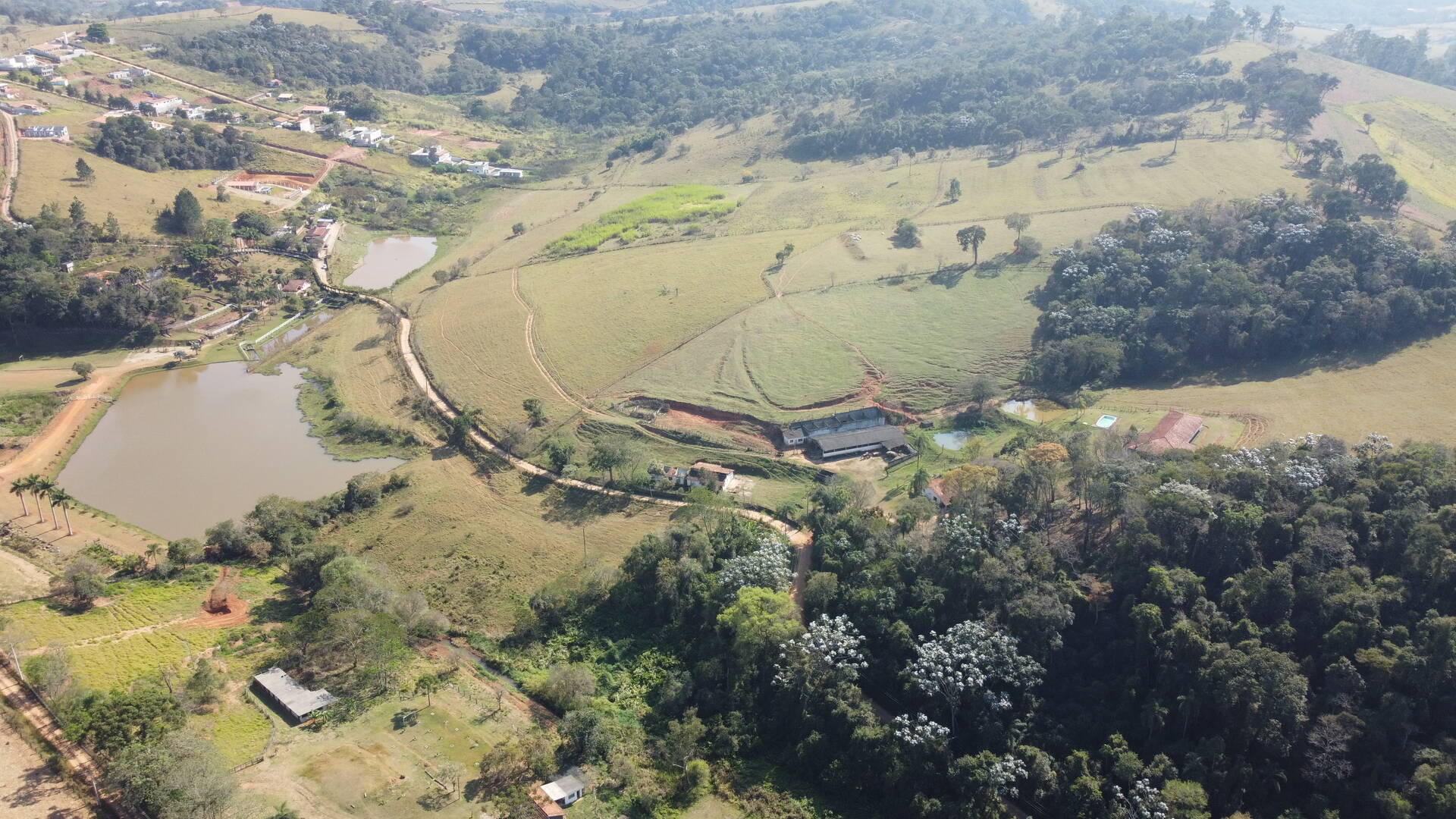 Fazenda à venda com 9 quartos, 202000m² - Foto 84