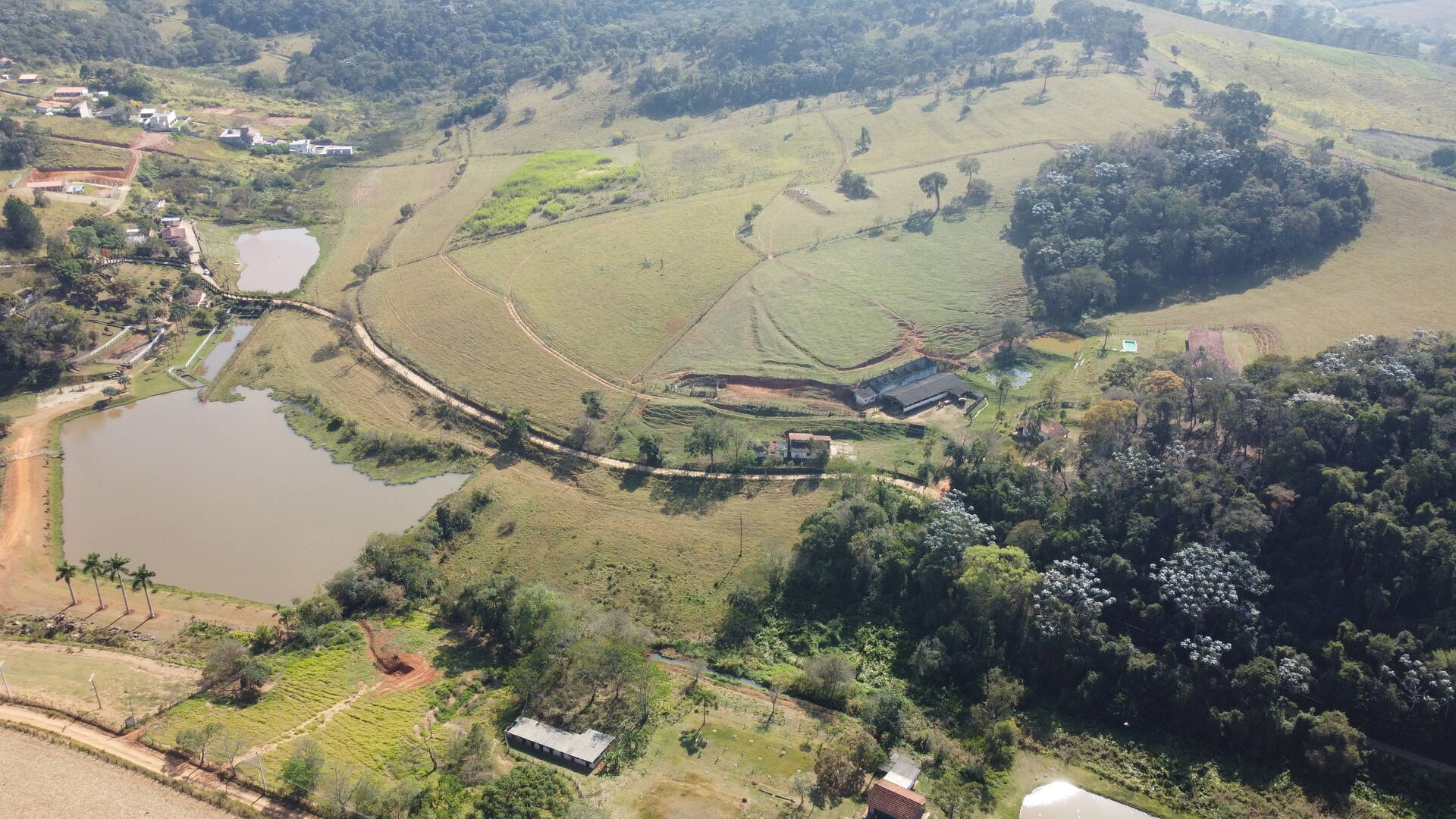 Fazenda à venda com 9 quartos, 202000m² - Foto 86