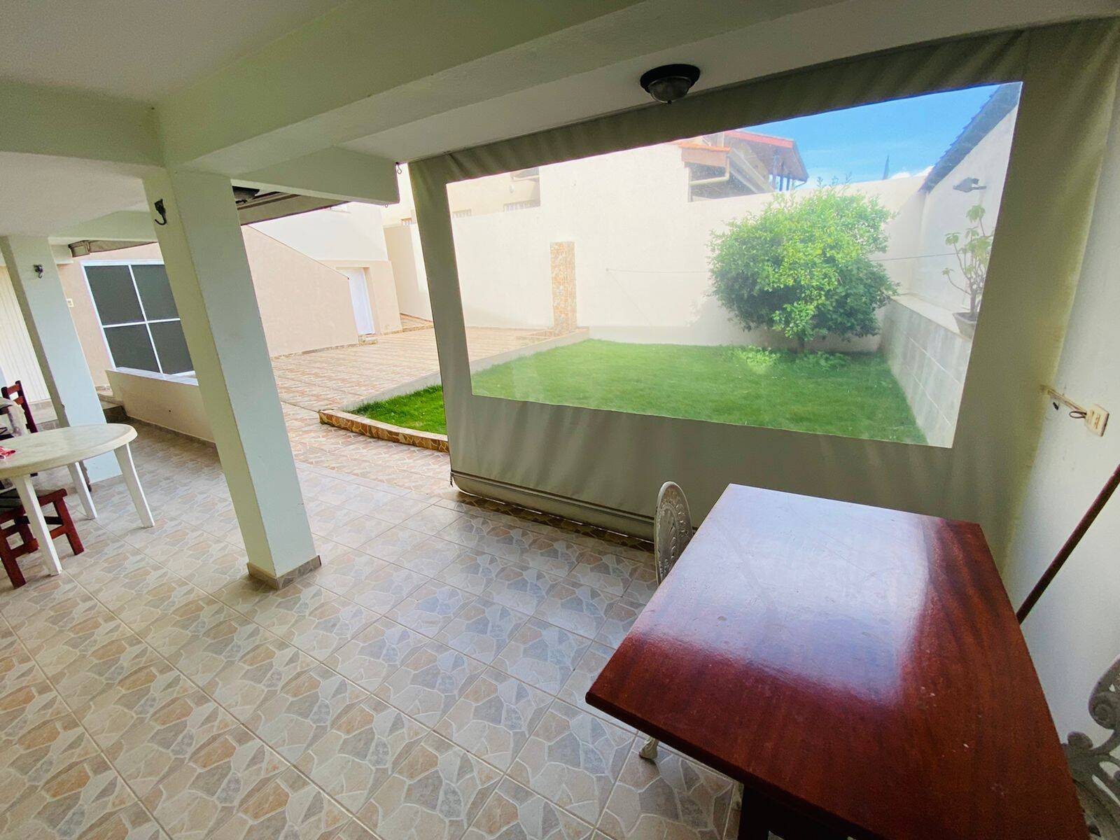 Casa à venda com 4 quartos, 300m² - Foto 6