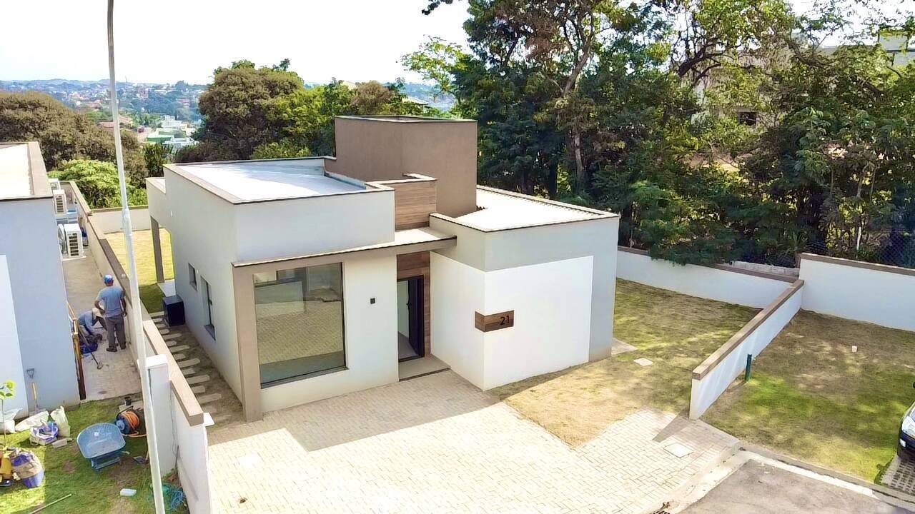 Casa de Condomínio à venda com 3 quartos, 438m² - Foto 3