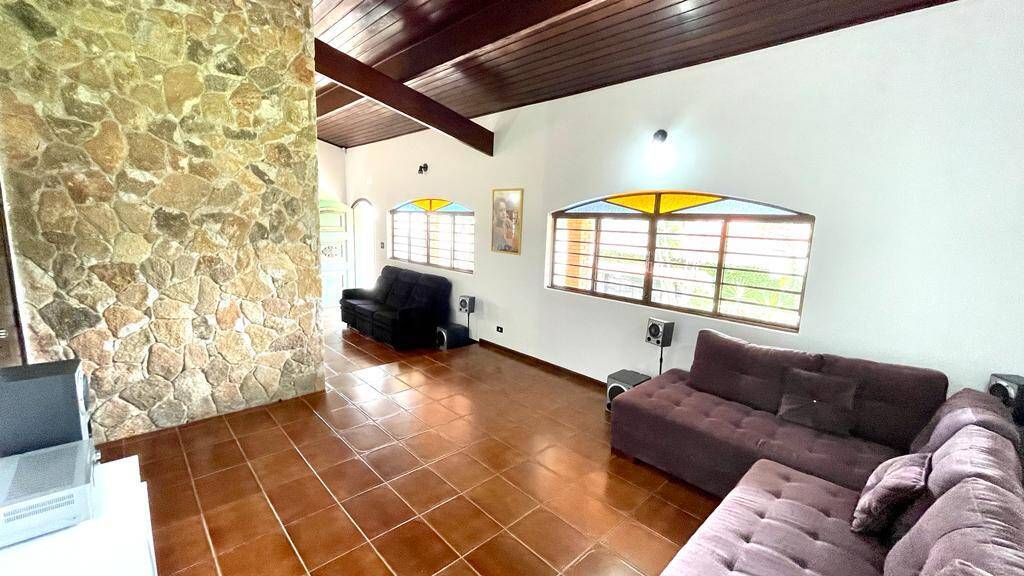 Casa à venda com 5 quartos, 1000m² - Foto 8