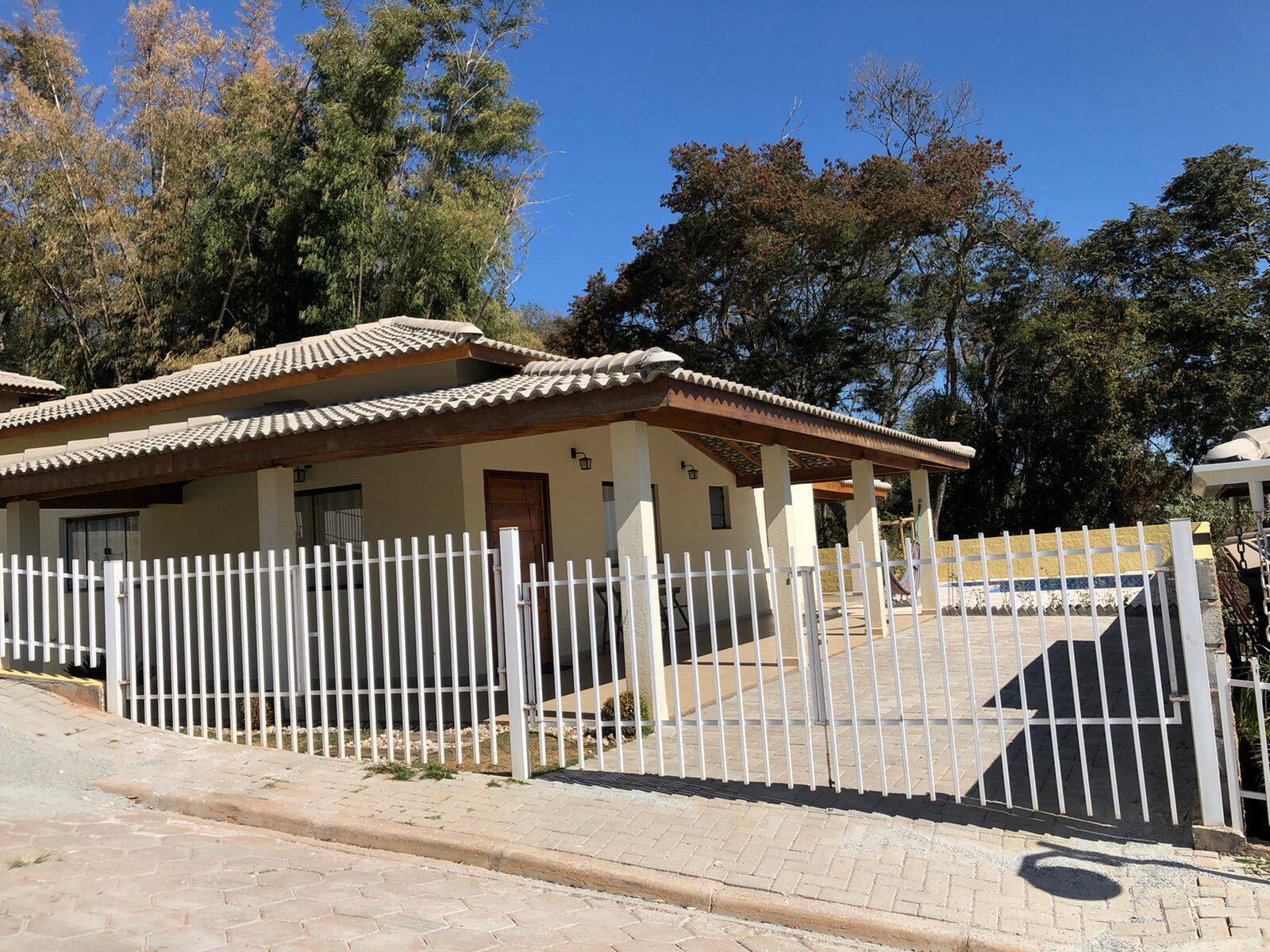 Casa de Condomínio à venda com 3 quartos, 360m² - Foto 3