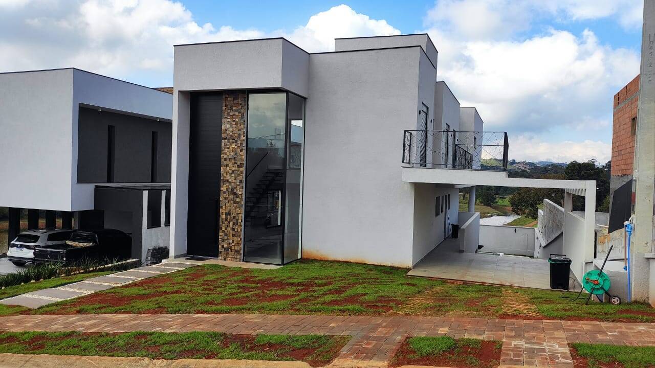 Casa à venda com 4 quartos, 600m² - Foto 3