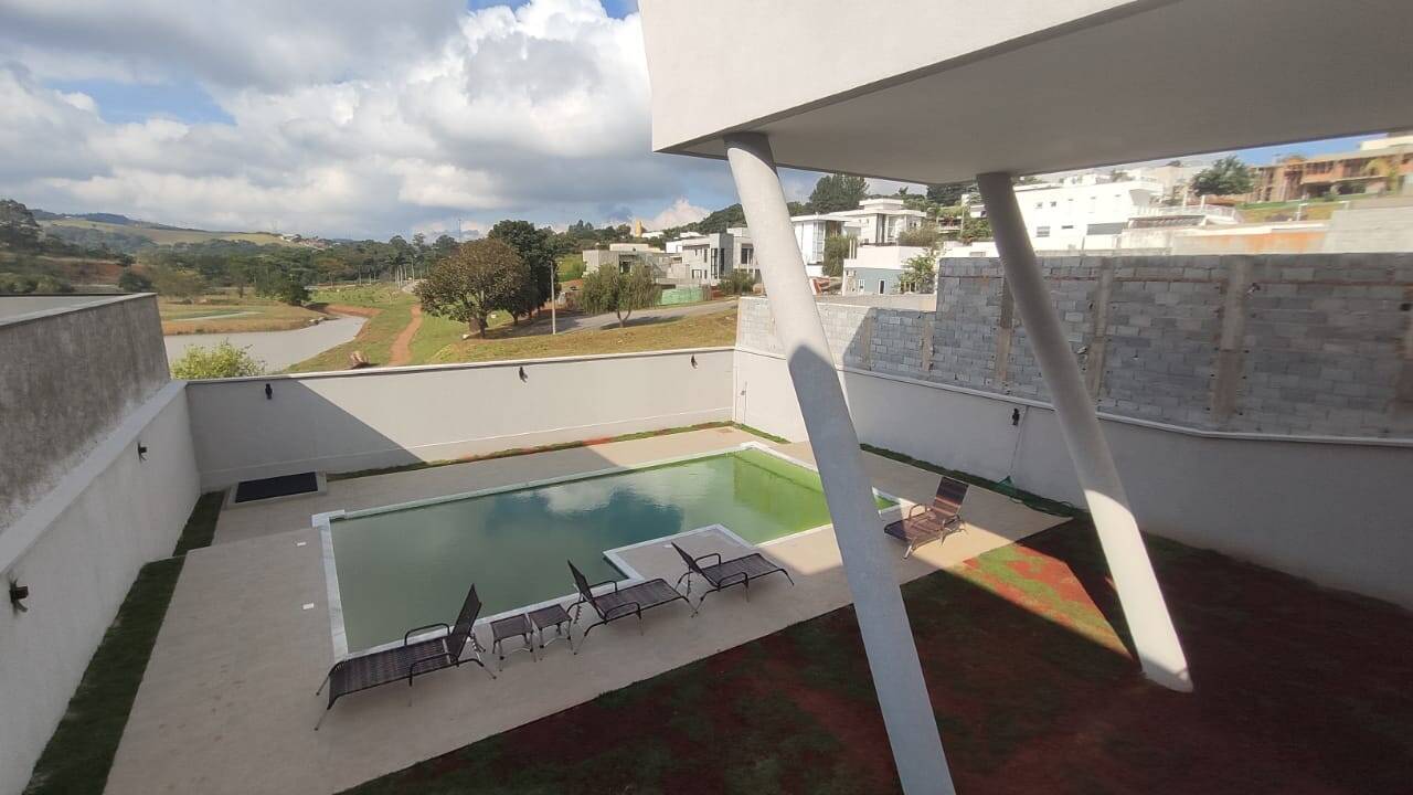 Casa à venda com 4 quartos, 600m² - Foto 8