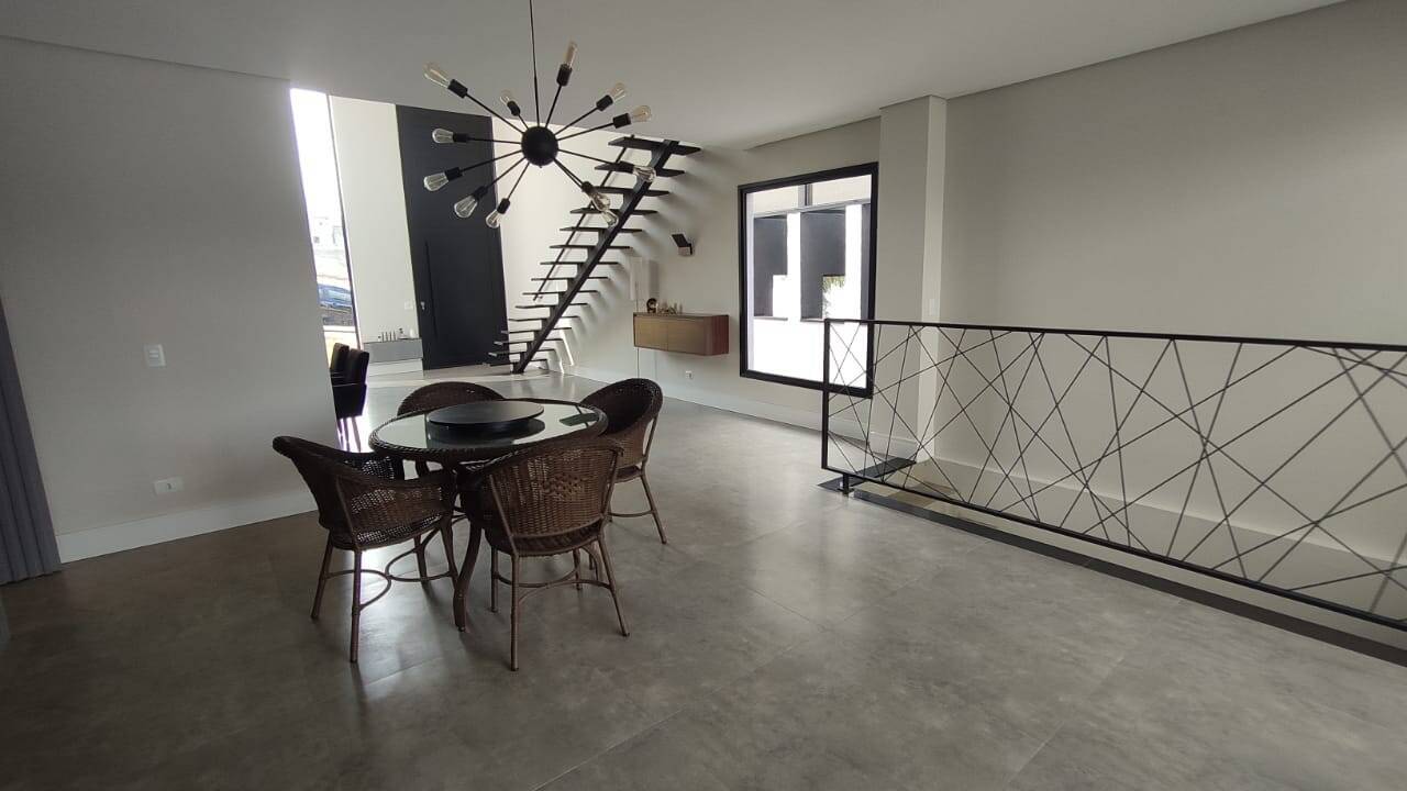 Casa à venda com 4 quartos, 600m² - Foto 19