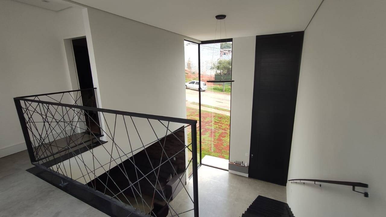 Casa à venda com 4 quartos, 600m² - Foto 28