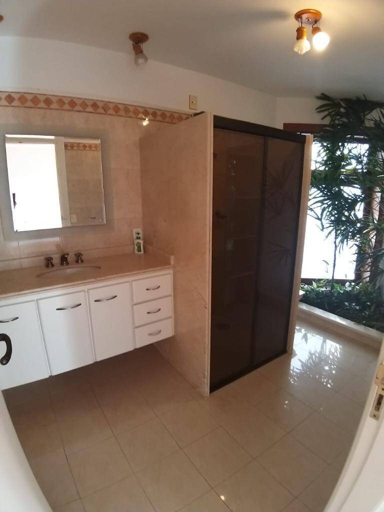 Casa à venda com 3 quartos, 1500m² - Foto 11