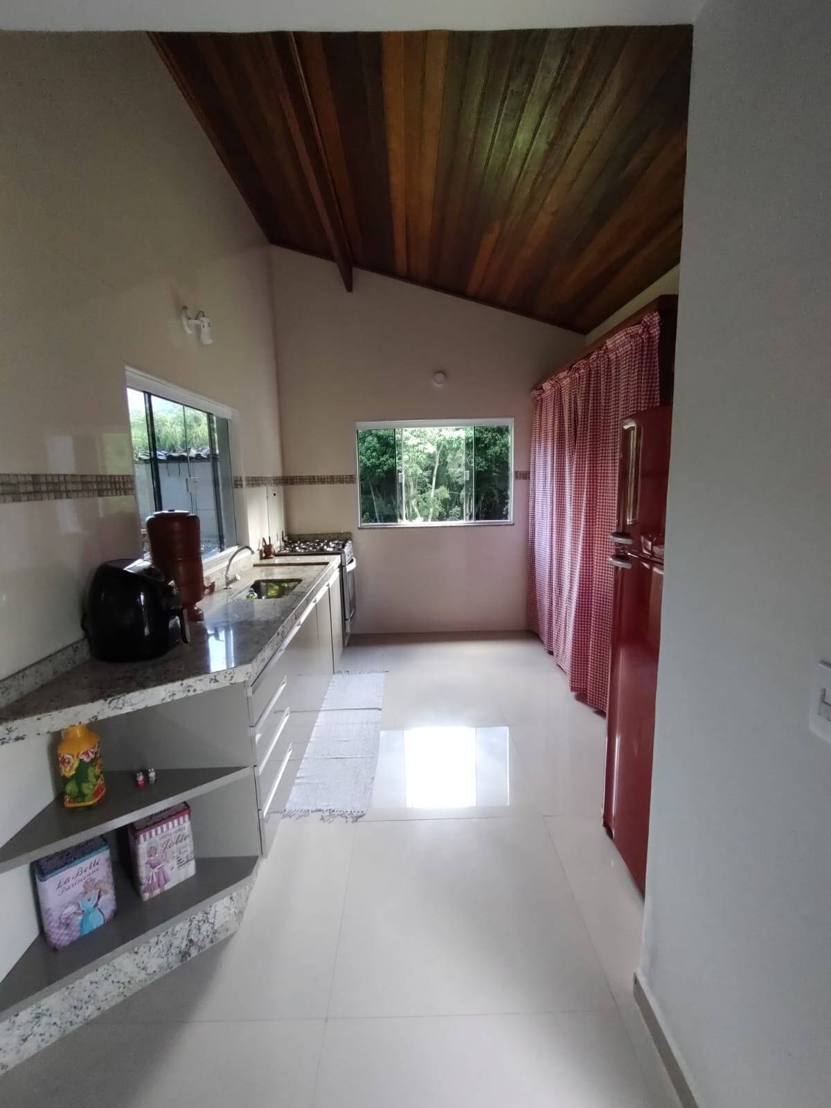 Casa à venda com 4 quartos, 350m² - Foto 26