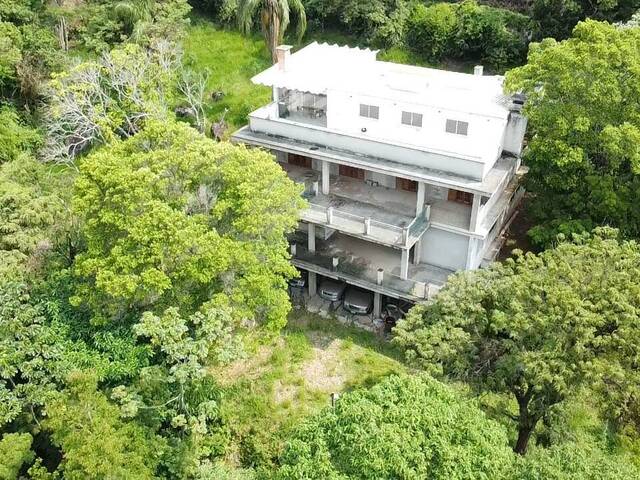 Casa em condomínio para Venda em Atibaia - 1