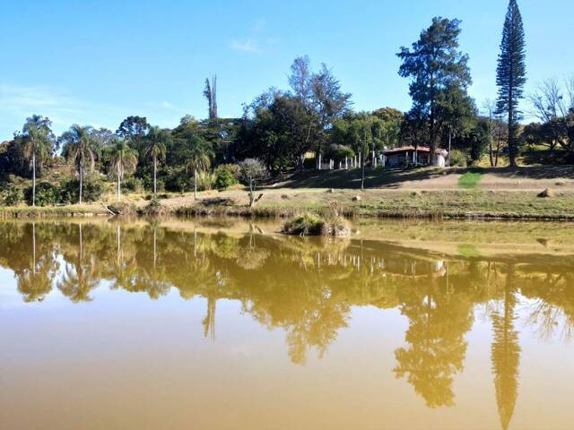 Sítio para Venda em Atibaia - 1