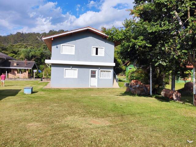 #215 - Casa para Venda em Atibaia - SP